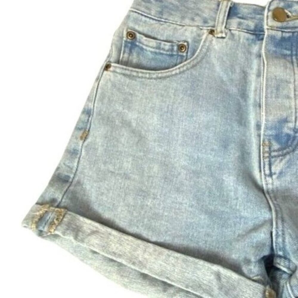 Forever 21 Womens Light Wash High-Rise Denim Shorts Sz 26 Cuffs & Button fly - Picture 4 of 6